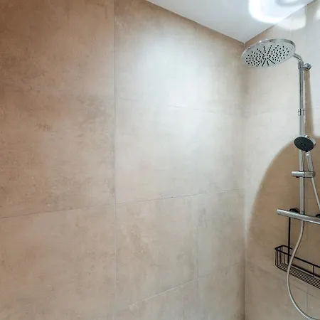 Mas Saint Louis Avignone