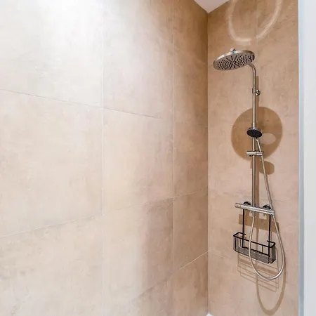 Mas Saint Louis Avignone