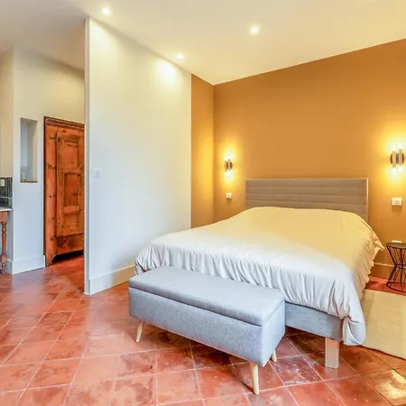 Mas Saint Louis 3*