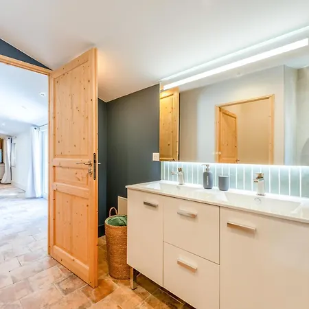Maison d'hôtes Mas Saint Louis 3*